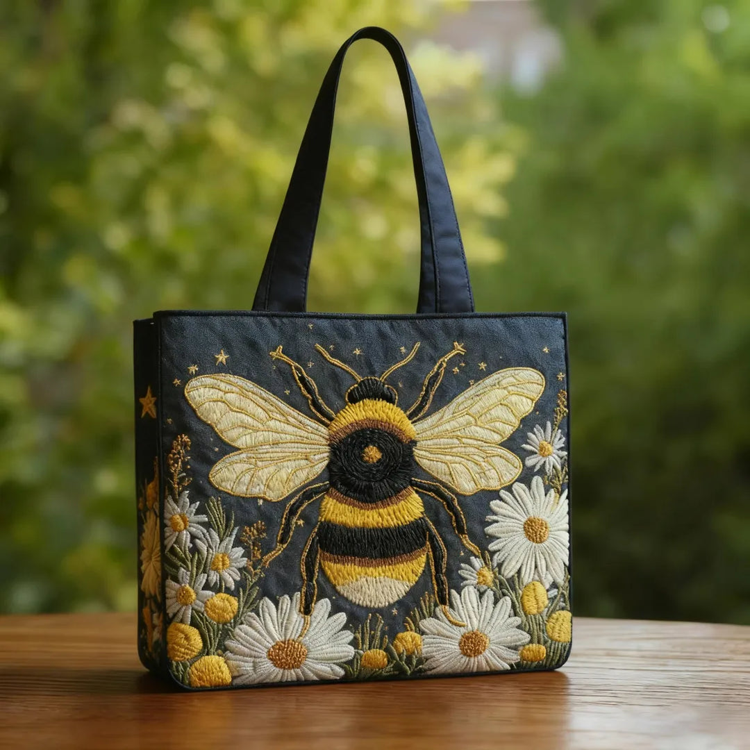 Quilted Everyday Shoulder Bag with Bee, Daisies and Stars design
