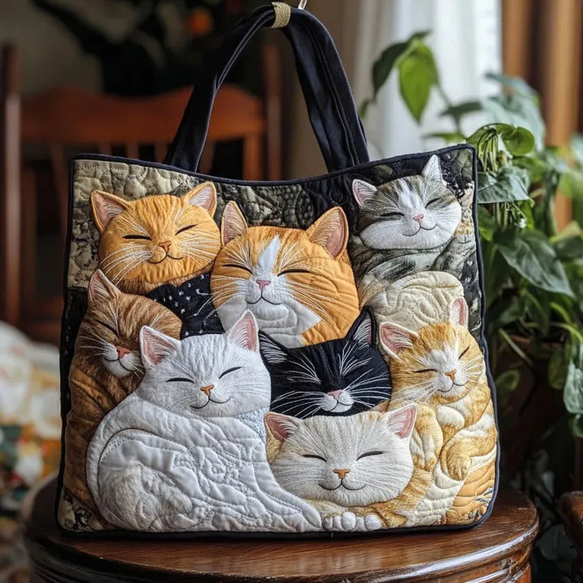 Quilted Everyday Shoulder Bag with Sleeping Kittens design