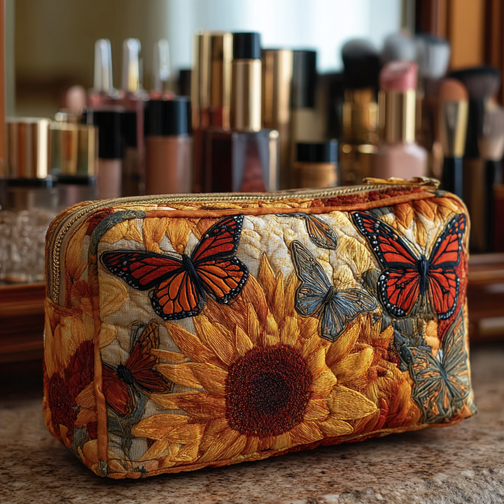 Quilted beauty case with blue pattern NCU0DK10510