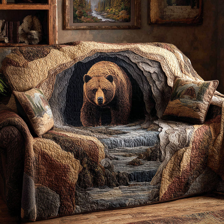 Quilted sofa cover with canyon bear NCU0TV1404