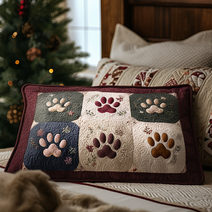 Quilted pillow cover with cozy paws NCU0DV8939