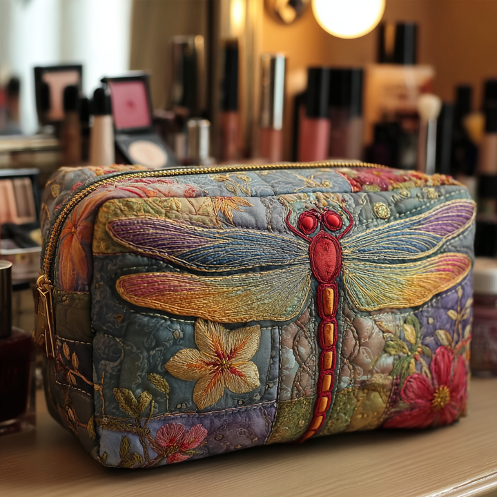 Quilted beauty case with dragonflies in the meadow NCU0DK10230