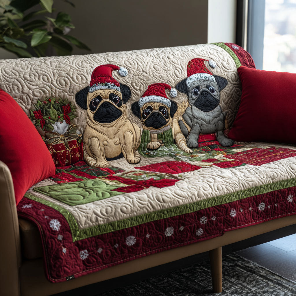 Quilted sofa cover with trio of festive pugs NCU0PT9811