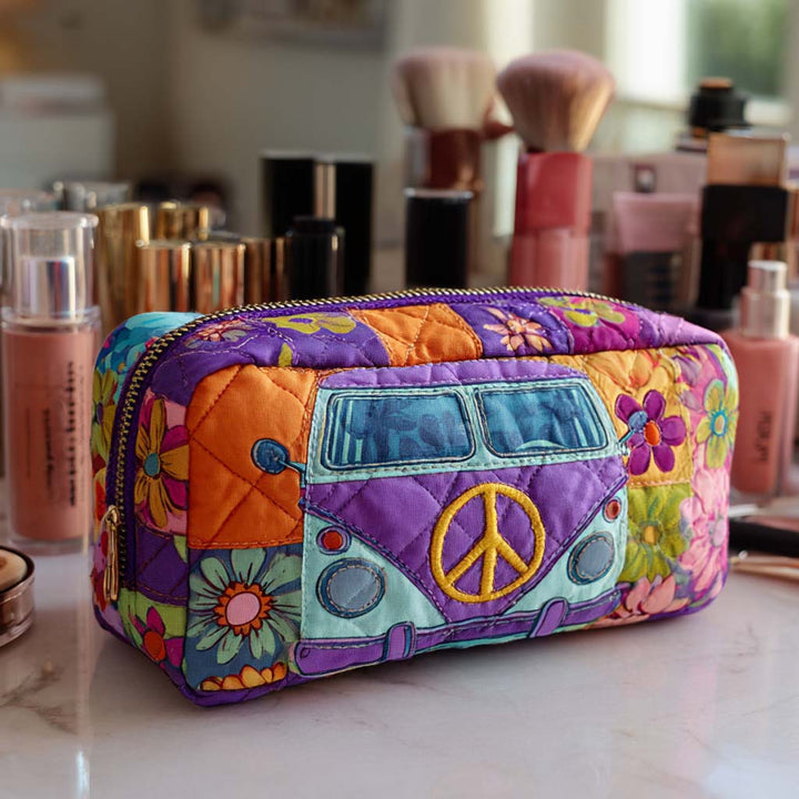 Quilted beauty case with flowers in 1970s style NCU0XD877