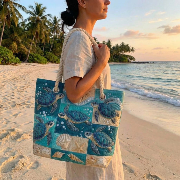 Turtle Bay quilted beach bag in large summer tote style