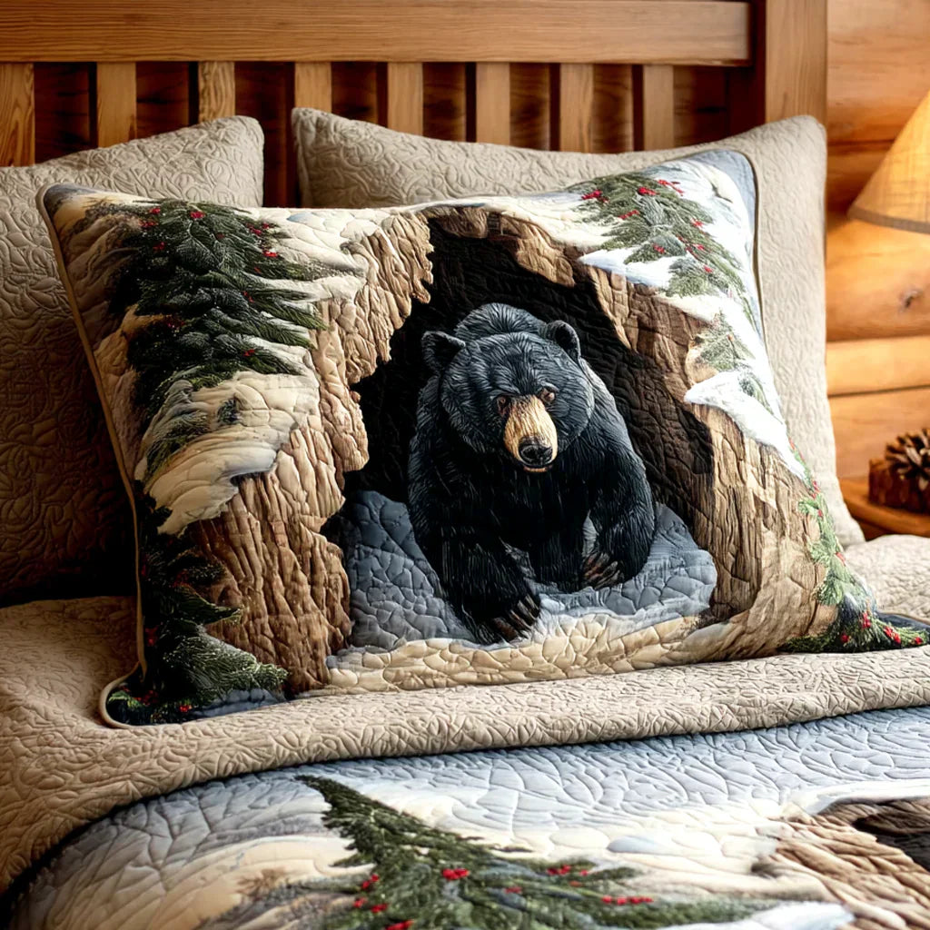Quilted pillow cover with festive nest