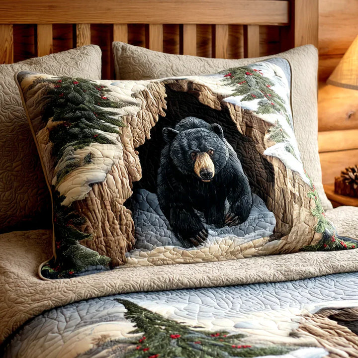 Quilted pillow cover with festive nest