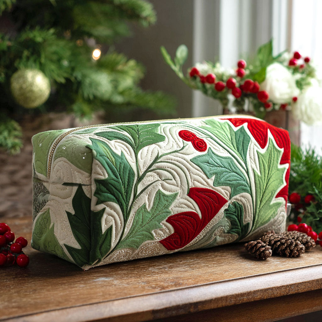 Quilted beauty case with flowering holly NCU0PT9190