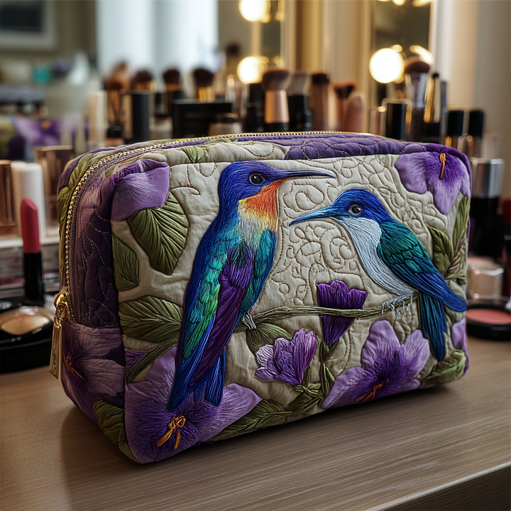 Quilted beauty case with delicate hummingbird NCU0DK10218