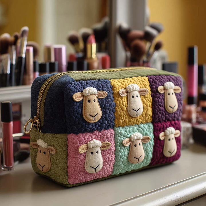 Quilted beauty case in patchwork fabric NCU0NT10389