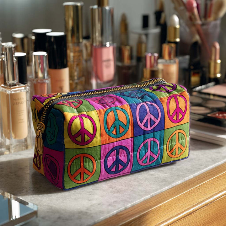 Quilted beauty case with retro peace symbol NCU0XD879