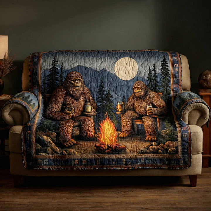 Quilted sofa cover with woodland pattern NCU0XD2366