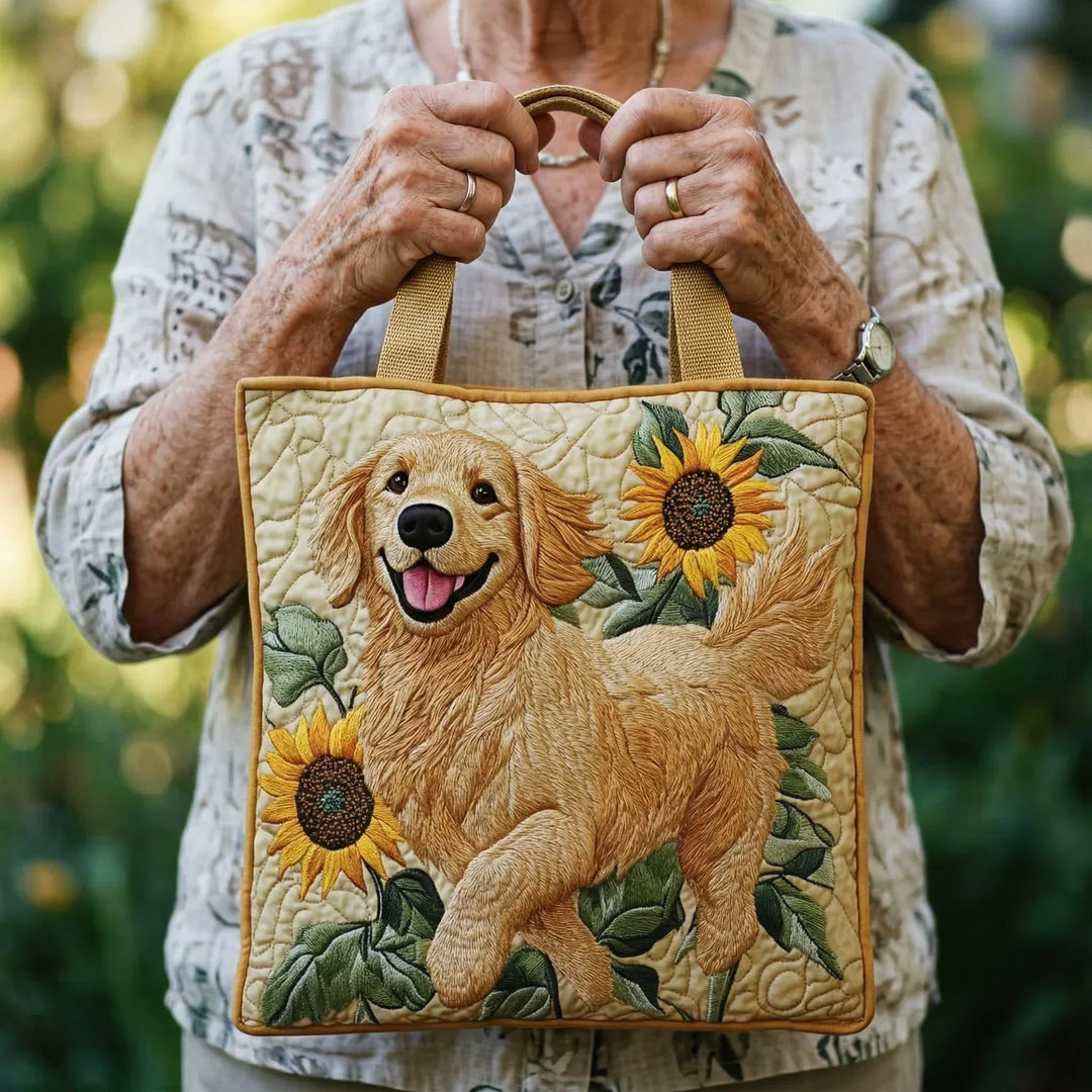 Quilted Everyday Shoulder Bag with Golden Retriever design